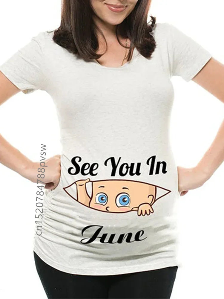 Pregnant Pregnancy Announcement Women's T-Shirt Female Pregnancy Clothes New Mom Clothes See You in January-December Funny Tops